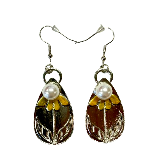 Pearl Flower Earrings