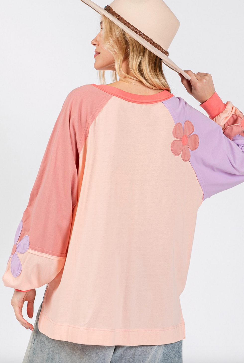 Blush Daisy Applique Long Sleeve Top