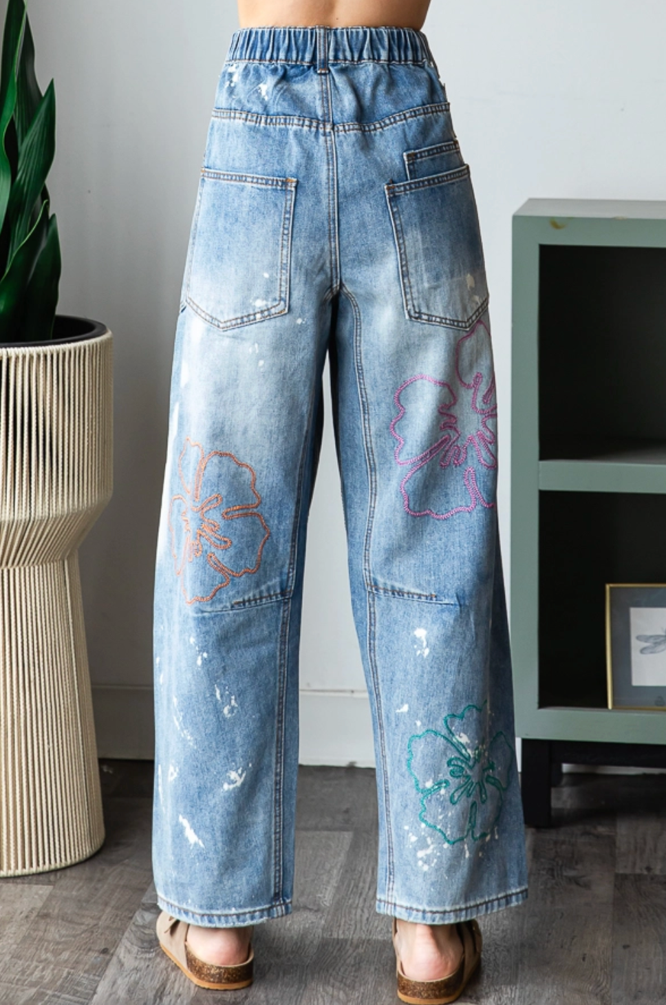 Oli & Hali Flower Embroidered Jeans